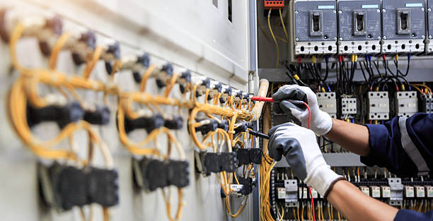 Professional Electrician technician working in Sneads, FL